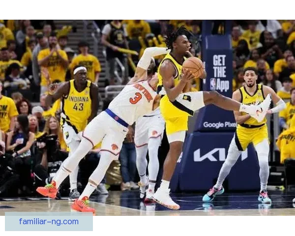 NBA季后赛激烈竞争激发新星崛起 球迷期待总冠军争夺战